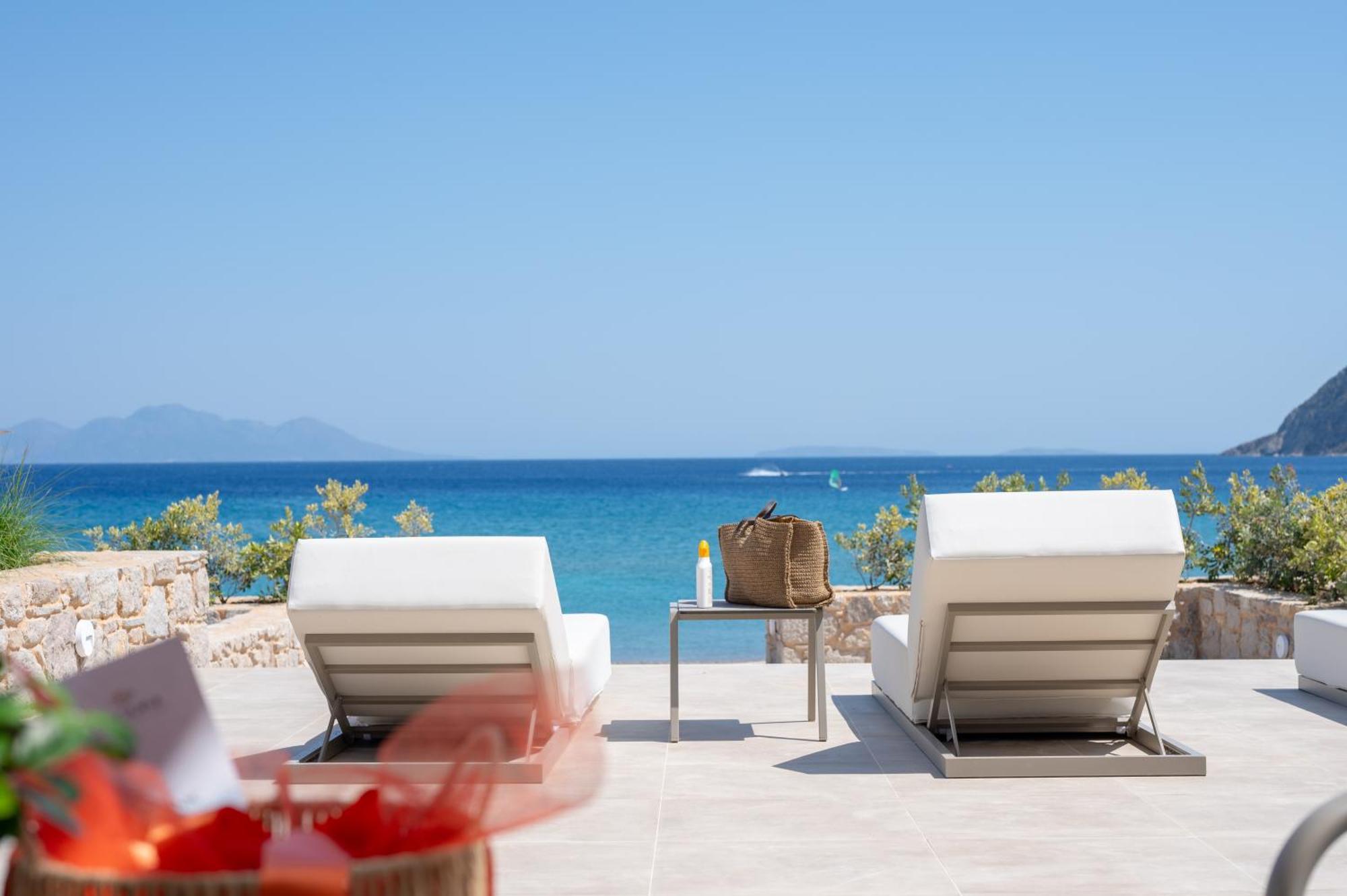 Nalu Luxury Suites Adults Only Kefalos  Exterior photo