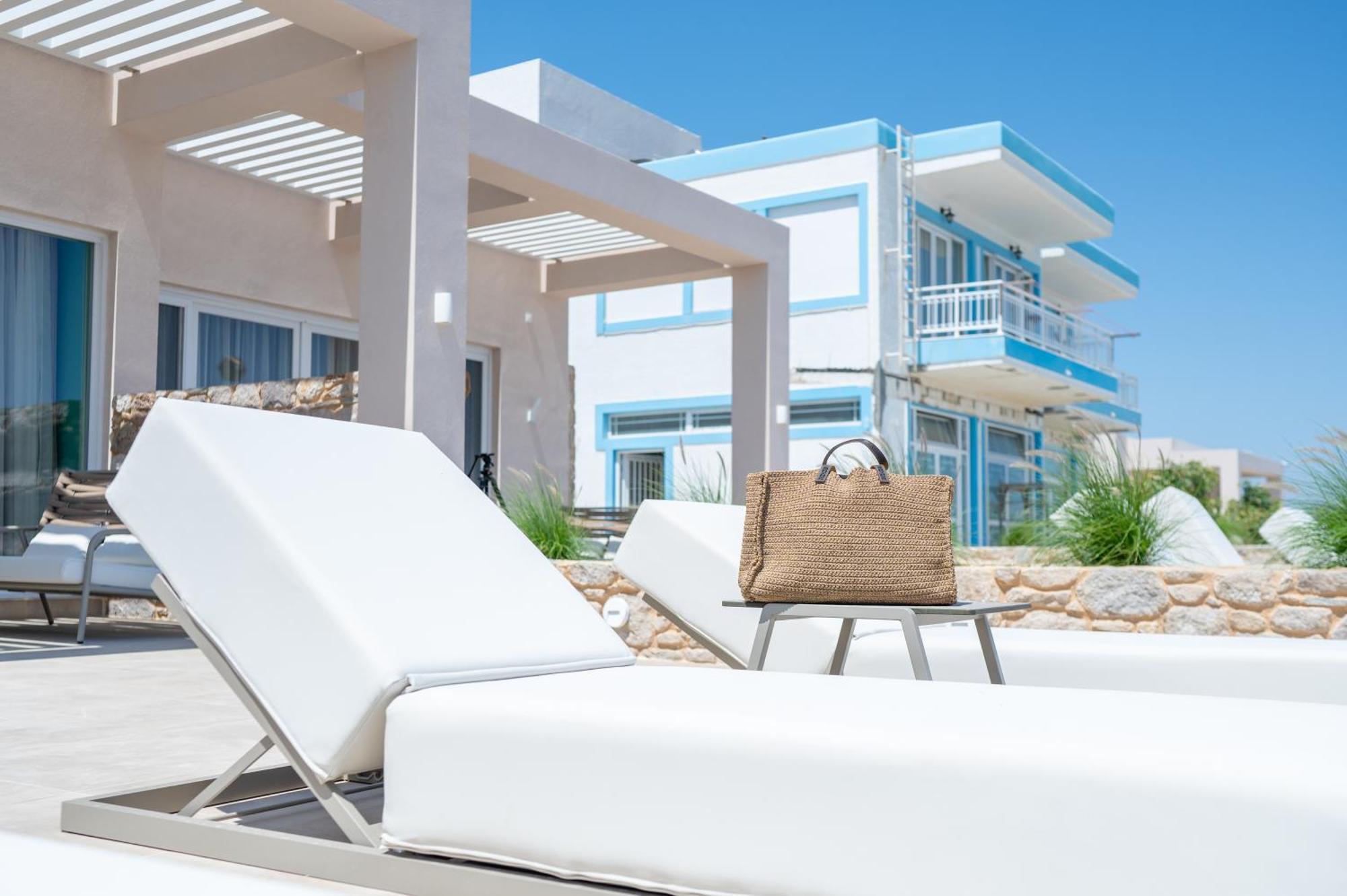 Nalu Luxury Suites Adults Only Kefalos  Exterior photo