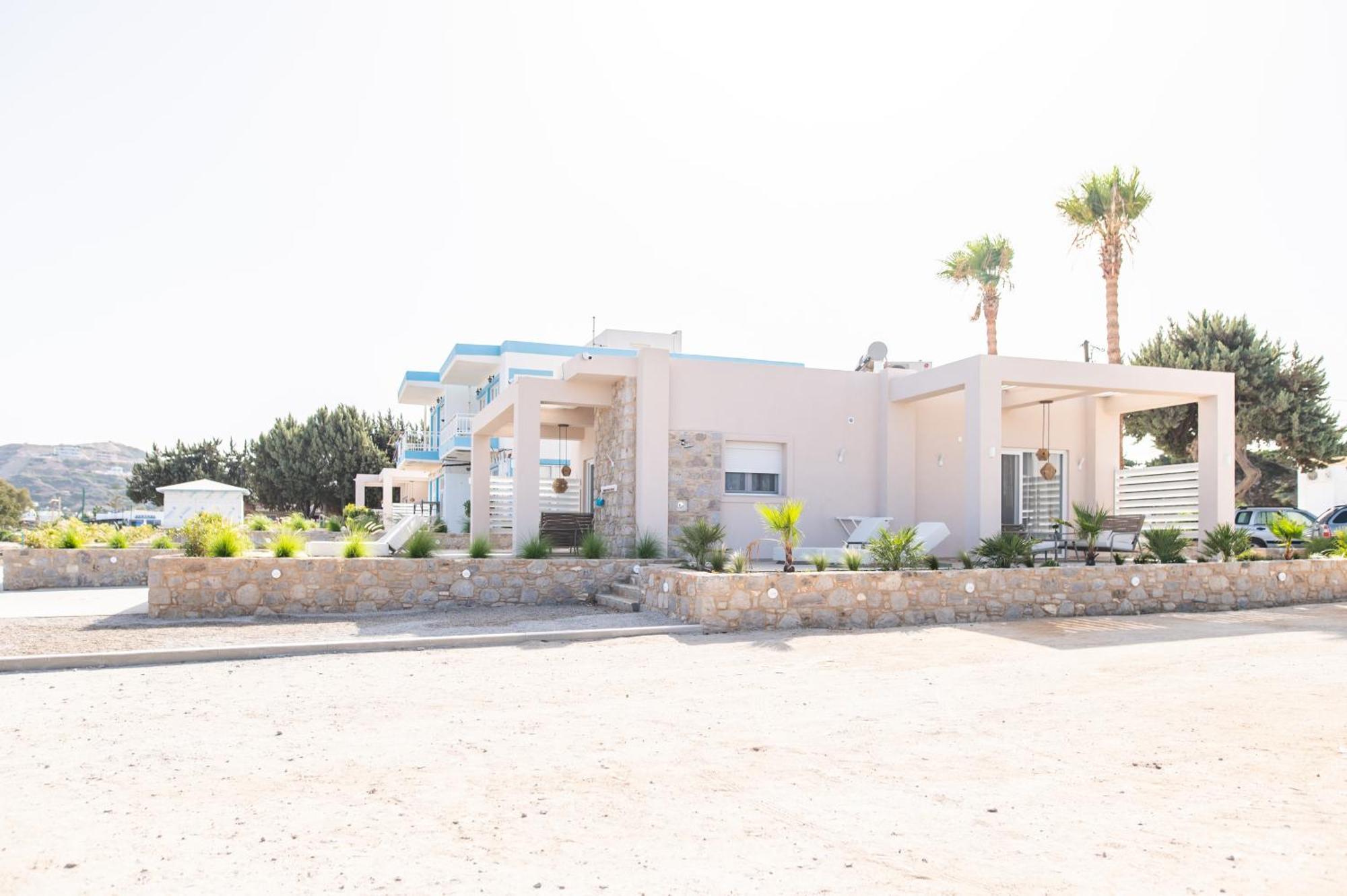 Nalu Luxury Suites Adults Only Kefalos  Exterior photo